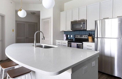 Downtown San Antonio Apartment | Agave 1BD 4 - One Bedroom Apartment, Sleeps 2