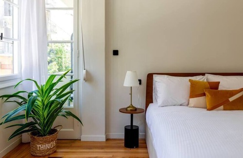 Mousio Apartment | Ageless 1BR Apartment at ZOIA The Met
