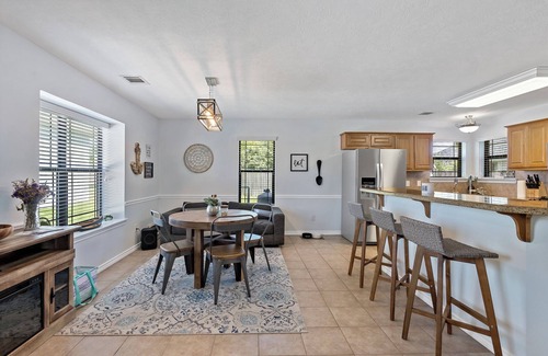 Wellborn House | Aggie Football Rental