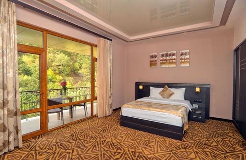 Arzakan Hotel | Aghveran Ararat Resort