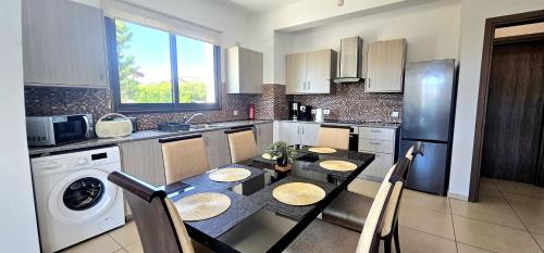Ayia Thekla House | Agia Thekla bungalow with pool