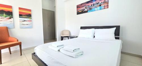 Ayia Thekla House | Agia Thekla bungalow with pool