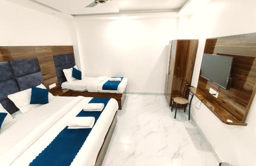 Haridwar Hotel | AGK Heritage - Top Rated Property in Haridwar