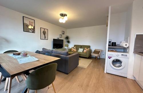 La Courneuve Apartment | Agréable 3 pièces avec Parking proche Gare et Paris by immo Kit bnb