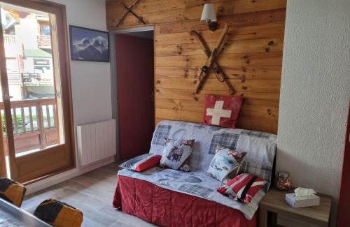 Saint-Sorlin-d'Arves Apartment | Agréable appartement de 6 pers au pieds des pistes ,wifi gratuit à Saint-Sorlin-d'Arves labelise 3 étoiles au gîte de France