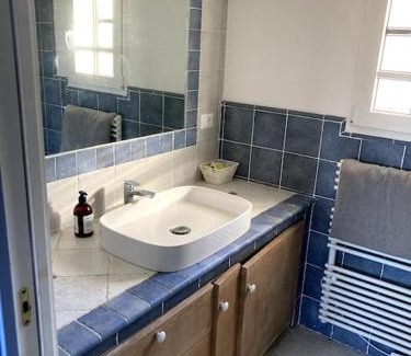 La Colle-sur-Loup Apartment | Agréable chambre d'hôtes avec vue sur les collines