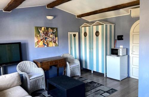 La Colle-sur-Loup Apartment | Agréable chambre d'hôtes avec vue sur les collines