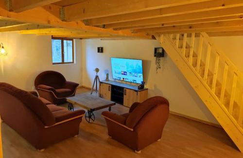 Marmeaux House | Agréable maison 8 personnes WIFI et clim
