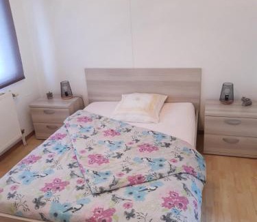 Herstal Apartment | Agréable maison avec cour à 10min de Liège