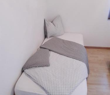 Herstal Apartment | Agréable maison avec cour à 10min de Liège
