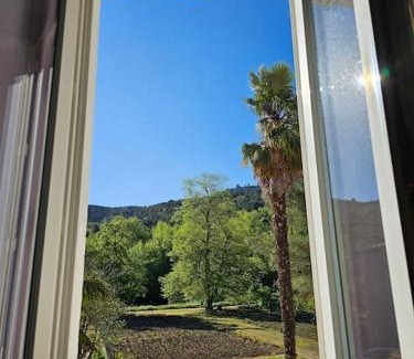 Campagne-sur-Aude House | Agréable maison au bord de la rivière
