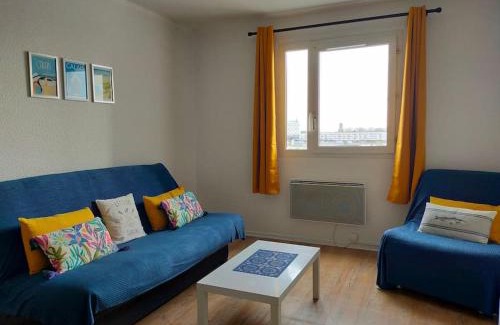 Port Apartment | Agréable Studio CALAIS PLAGE Bord de Mer, Parking
