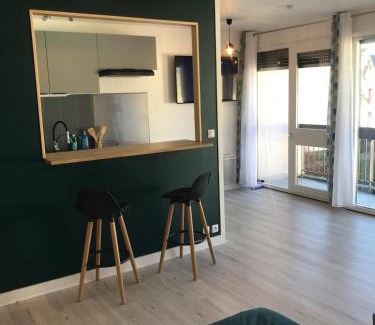 Aurillac Apartment | Agréable Studio