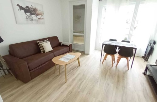 Alphonse Guerin Apartment | Agréable T3 - Bord de Vilaine - Parking + Balcon