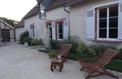 Nouan-sur-Loire Bed & Breakfast | Agréables chambres d'hôtes dans maison XVIIIe