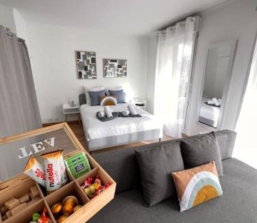 Rosny-sous-Bois Apartment | Agreable Paris Disney Centre ville Metro RER