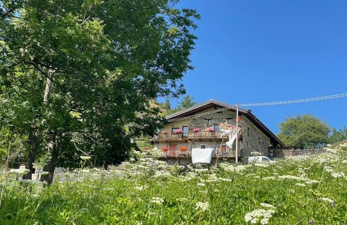 Canosio Bed & Breakfast | Agri-b&b Lou Col