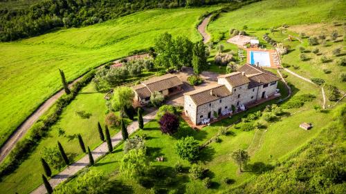 Montecatini Val di Cecina Apartment | Agriturismo LUCERTOLA
