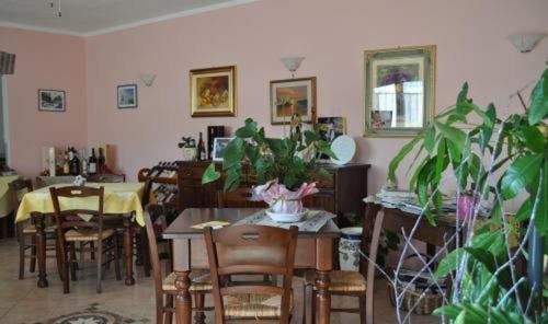 Santo Stefano Belbo House | Agriturismo Ai Piacentini