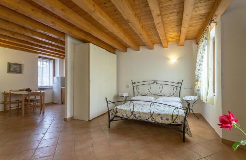 Valeggio sul Mincio Apartment | Agriturismo Al Tralcio