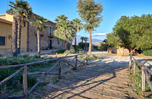 Regalbuto House | Agriturismo Conte Ruggero
