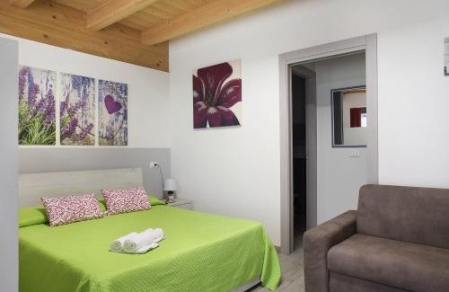 Talamona Apartment | Agriturismo L'isola del Cavallo 3