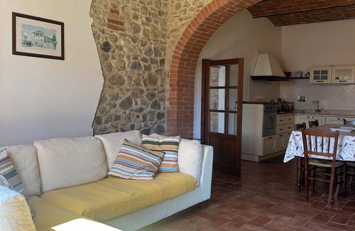 San Macario In Monte Apartment | Agriturismo La Peschiera - Veranda prov. of Siena near San Gimignano