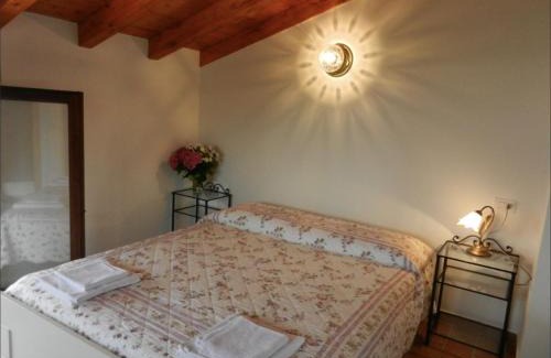 Lezzeno House | Agriturismo Madonna Dei Ceppi