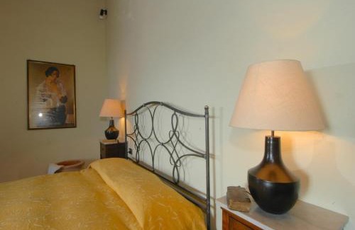 Montalla Villa | Agriturismo near Cortona with swimming pool