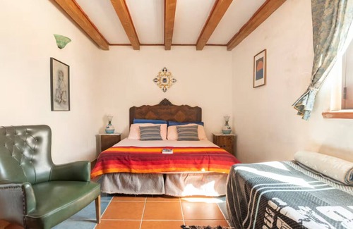 Noto Other | Agriturismo Stallaini, family hospitality surrounded by art and nature