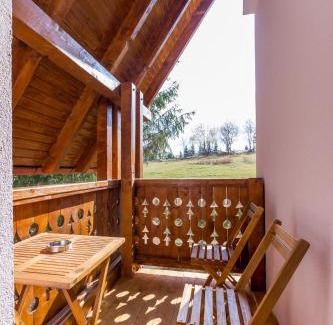 Marisel Cabin | Agropensiunea Mara
