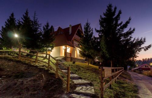 Marisel Cabin | Agropensiunea Mara