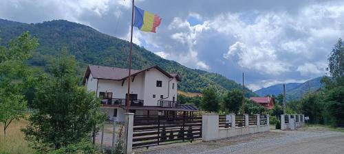 Orastioara de Sus House | AGROPENSIUNEA ZAMOLXIS