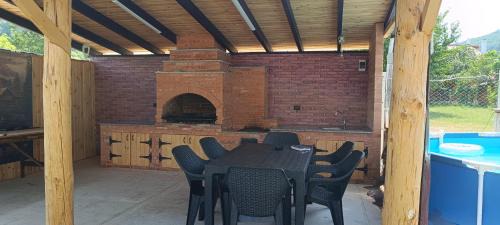 Orastioara de Sus House | AGROPENSIUNEA ZAMOLXIS