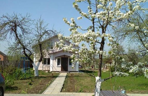Slabada House | Agrousadba Y Marini