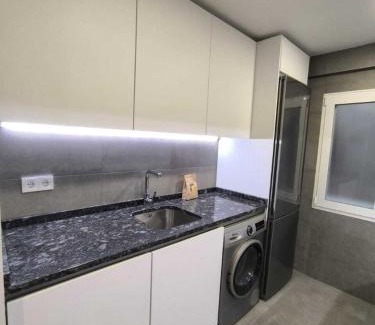 Cotos House | AH - Chamartín Smart Rooms - Prácticas, modernas y bien situadas