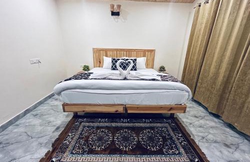 Kasol Resort | Ahava Kasol Riverside Cafe and Cottages