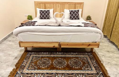 Kasol Resort | Ahava Kasol Riverside Cafe and Cottages