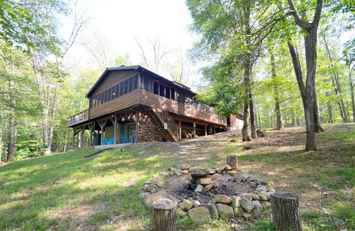 Great Cacapon Cabin | Ahh.Riverwood - Stunning River View Log Cabin + 21 ac & EV CHR