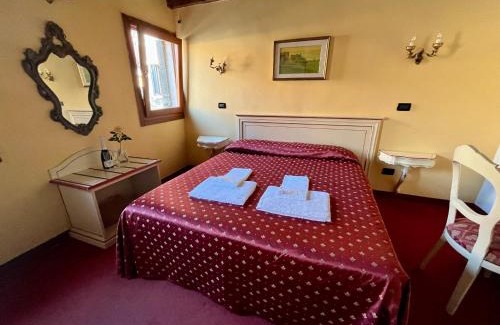 San Polo Hostel | Ai Boteri