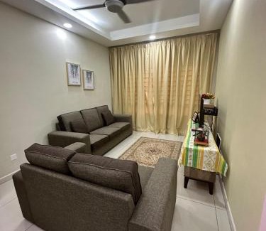 Kampung Sungai Buah Apartment | AI Homestay at Savanna - Southville