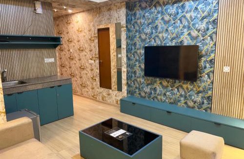 Gomti Nagar Apartment | Ai HOMESTAY