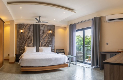 Fuvahmulah Hotel | AIG Grand