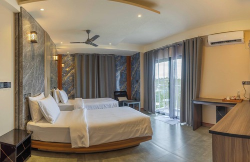 Fuvahmulah Hotel | AIG Grand