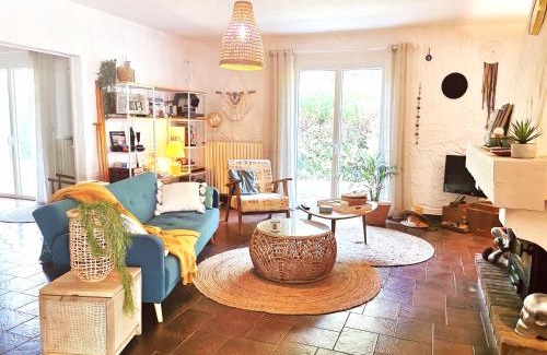 Azur House | AigaSurfHouse