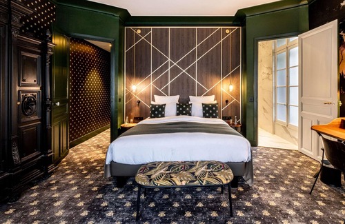 Fontainebleau Hotel | Aigle Noir Hotel Fontainebleau - MGallery Collection