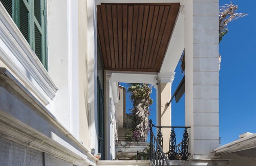 Kalamata Apartment | Aigli Seafront Loft-Bespoke Design Gem