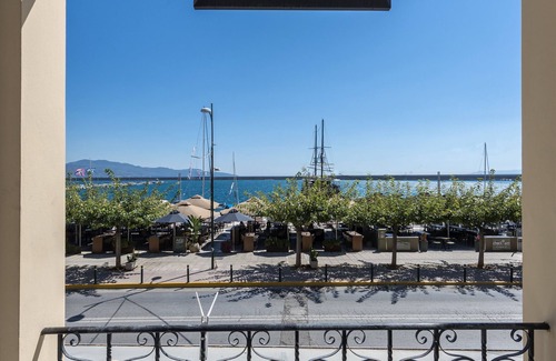 Kalamata Apartment | Aigli Seafront Loft-Bespoke Design Gem