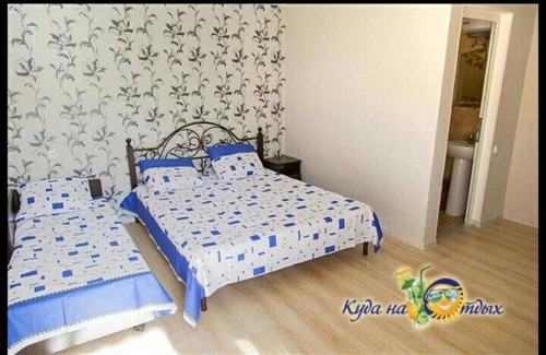 Alakhadzi House | Aikas Guesthouse