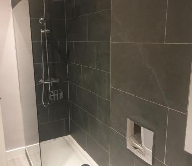 Weem Hotel | Ailean Chraggan